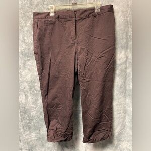 Van Heusen brown capris